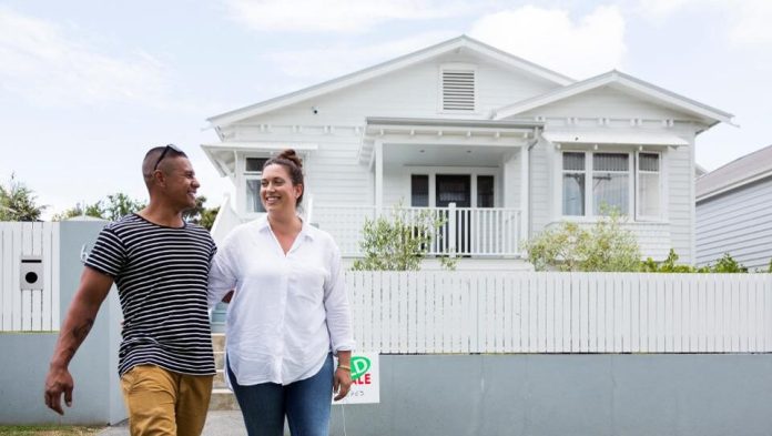 The best options to buy another house with a mortgage